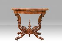 Antiker Games Table aus Wurzelnussholz Massivholz 1870