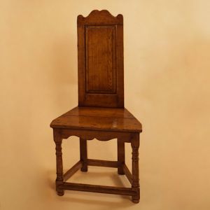 Caqueteuse Chair - Side