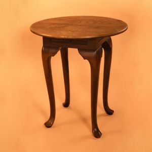 "Round Coffee Table - Cabriole Leg" - kleiner Tisch