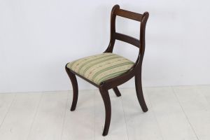 Eleganter einzelner Regency Stil Stuhl, in Mahagoni, neues Polster