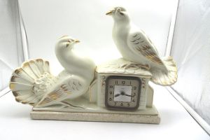 Tauben Uhr Keramik