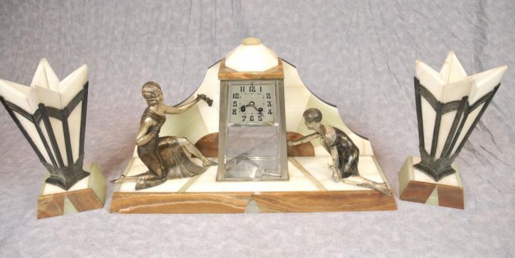 Französische Antike Art Deco Uhr Figurenset ca. 1920
