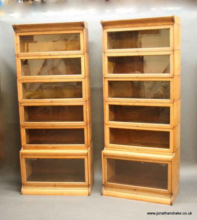 Antike britische Globe Wernicke Bücherschränke Eiche ca 1920