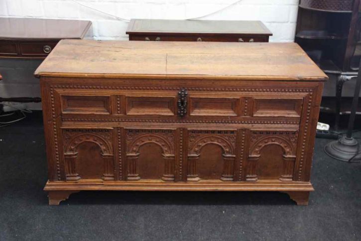 Blog / Tudor Style – Englischer Möbelstil der berühmten Dynastie