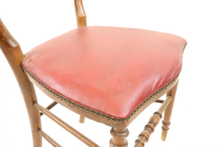 Antiker Ladder Back Stuhl mit bequemen Polster