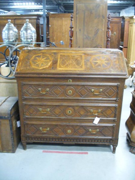 Schöner antiker Schreibtisch Sekretär