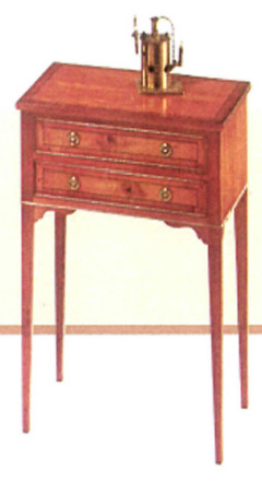 "Two Drawer Bedside Table" in Eibe - auch in Mahagoni erhältlich