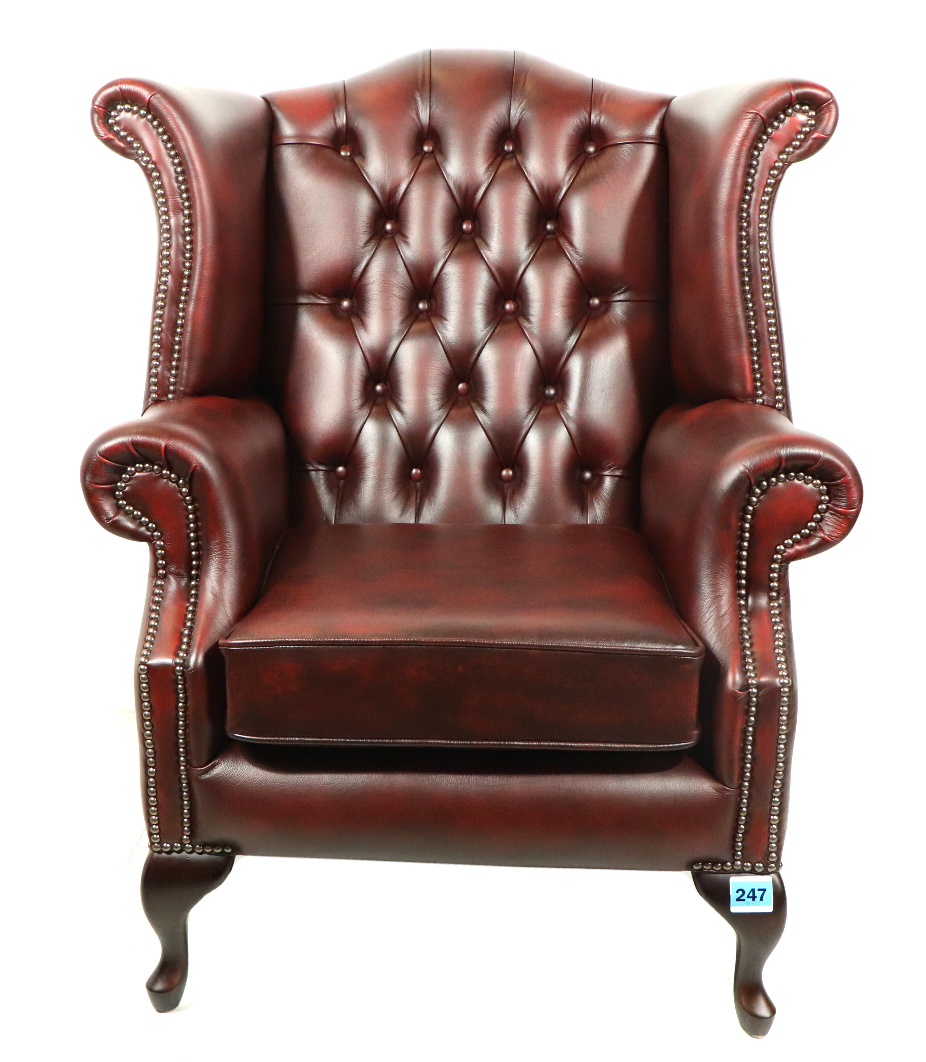 Chesterfield Ohrensessel "Wing Chair" in Birch Antique Red, sofort Lieferbar
