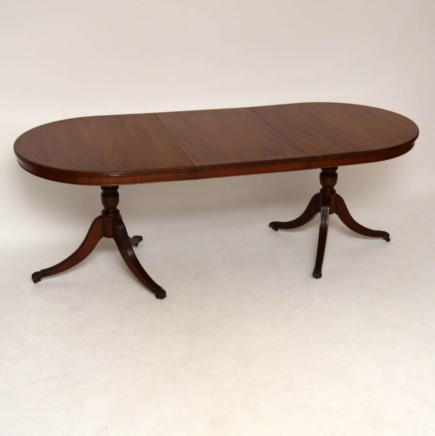 Antiker Regency Style Inlaid Mahogany Dining Table