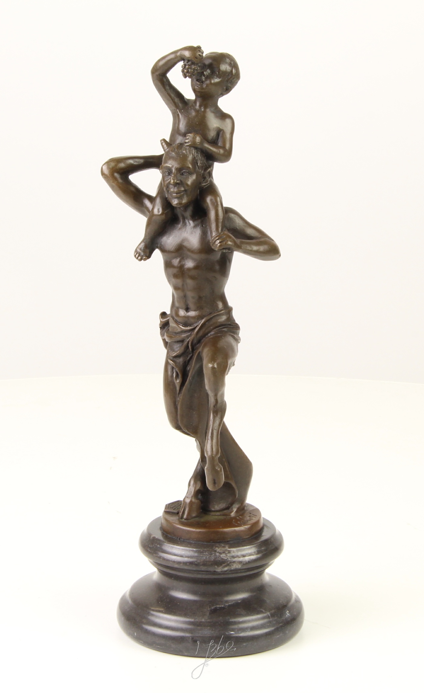 Bronzefigur Faun With Little Bacchus 29,6x9,5x10,4cm