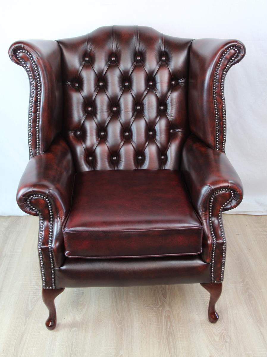 "Wing Chair" Chesterfield Ohrensessel