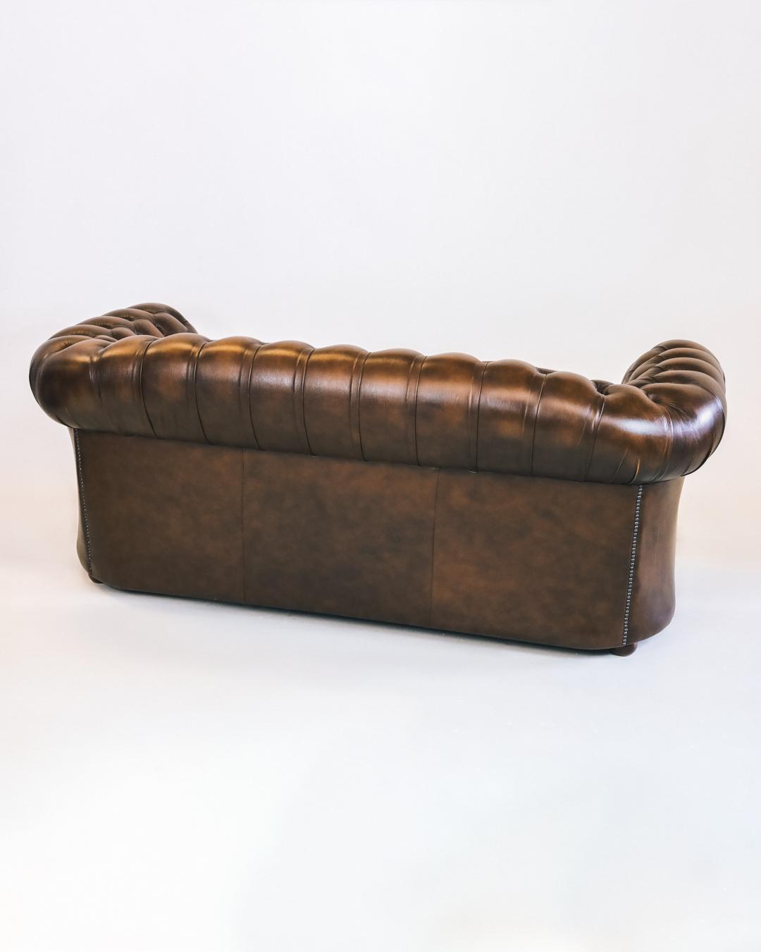 "Cambridge" Chesterfield Sofa, 3Sitzer Ledercouch in Birch Antique